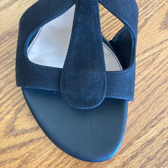 RIGHT SHOE ONLY Alexander McQueen women's 36 EU (5.5-6 US) cut out suede sandal - Picture 6 of 8